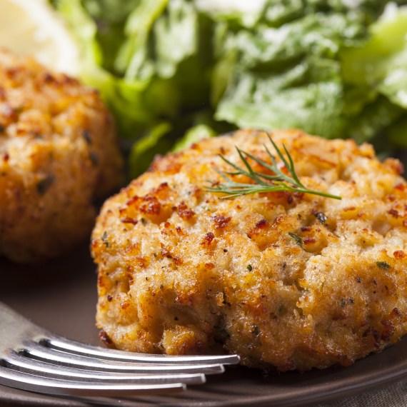 Shrimp & Crab Cakes w/ Spicy Remoulade