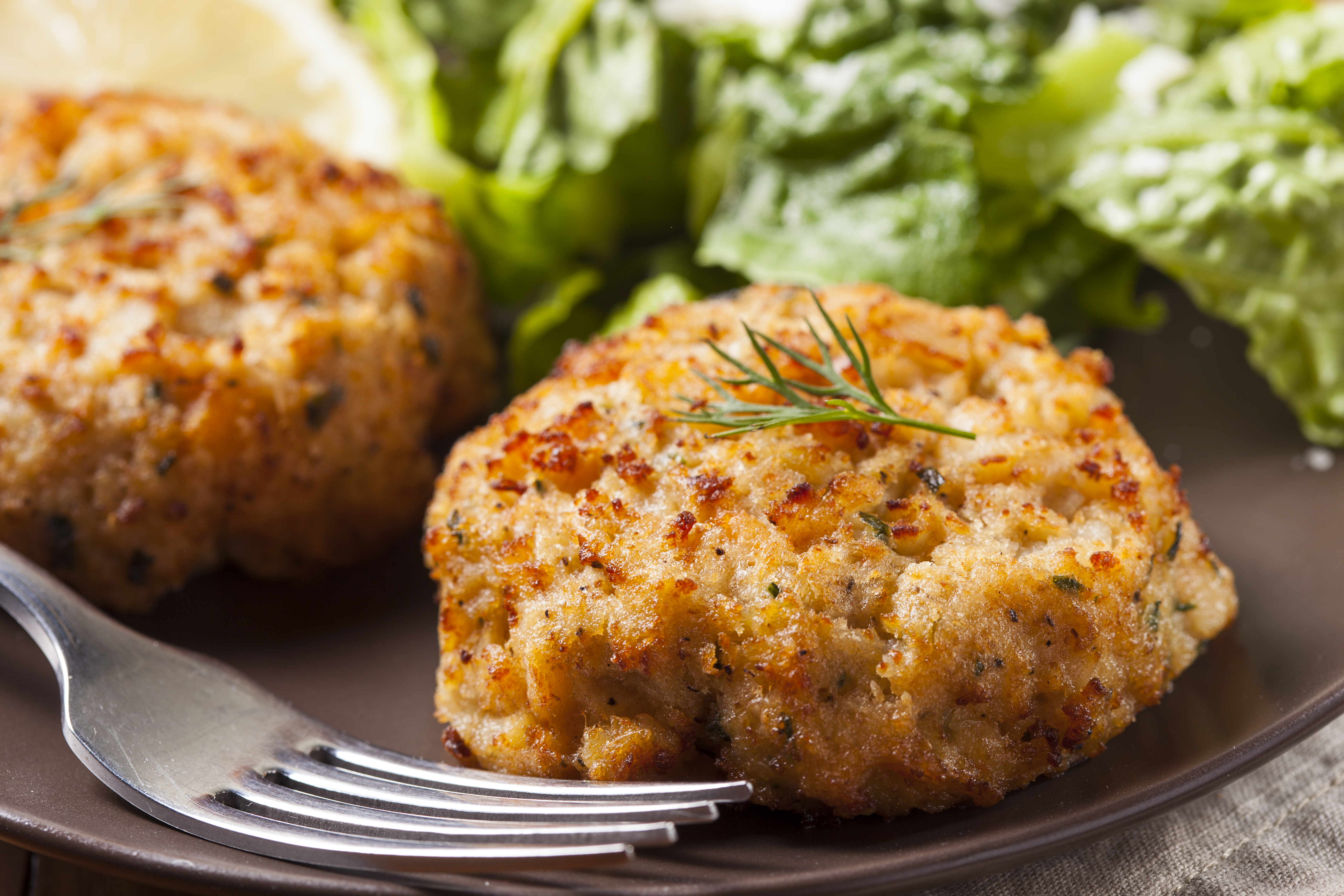 Shrimp & Crab Cakes w/ Spicy Remoulade